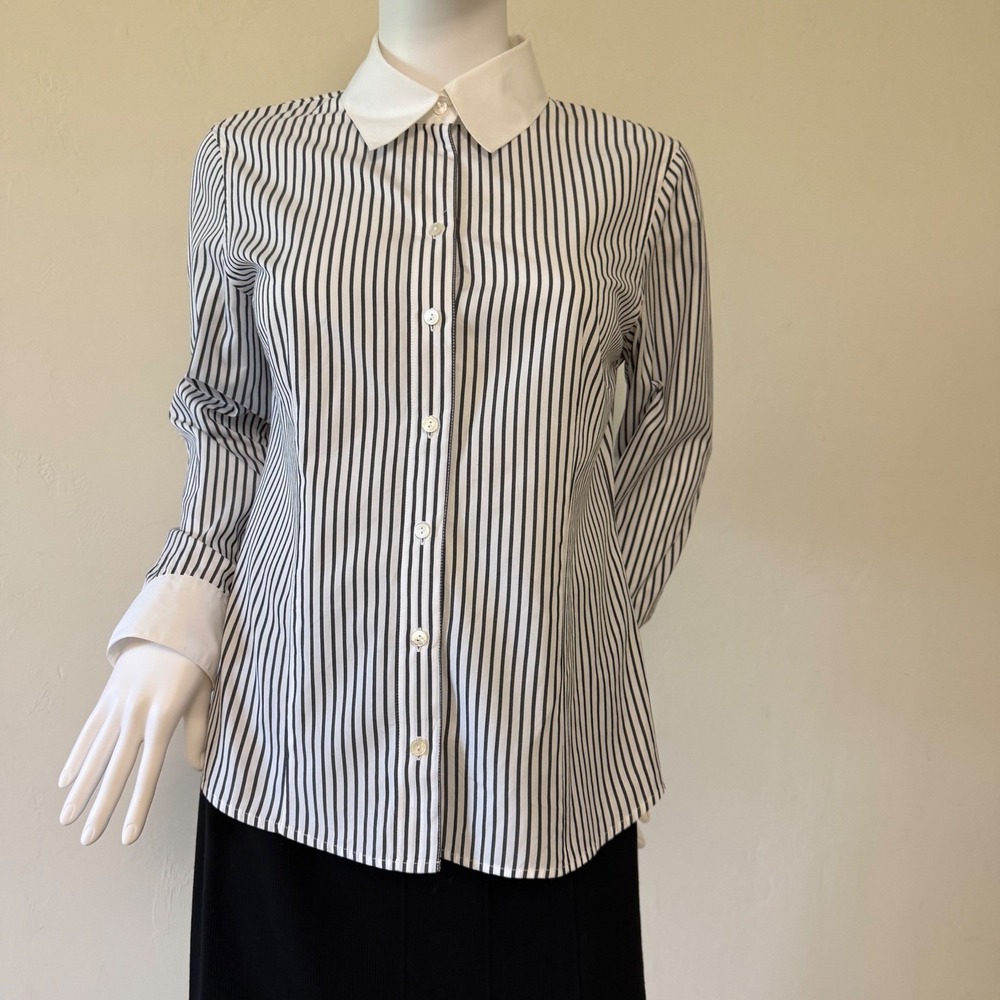 Talbots Petites Women 10 Pinstripe Button Down Shirt Contrast Collar Cotton Navy
